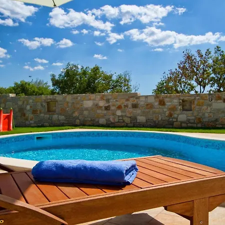 Yasmine Holiday home