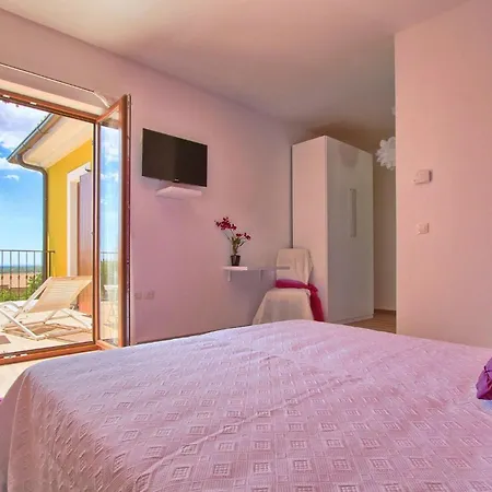 Holiday home Yasmine *